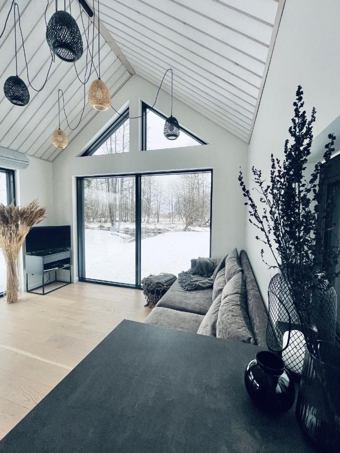 Paerli Puhkemaja / Pearl Riverside House Pudisoo Luaran gambar